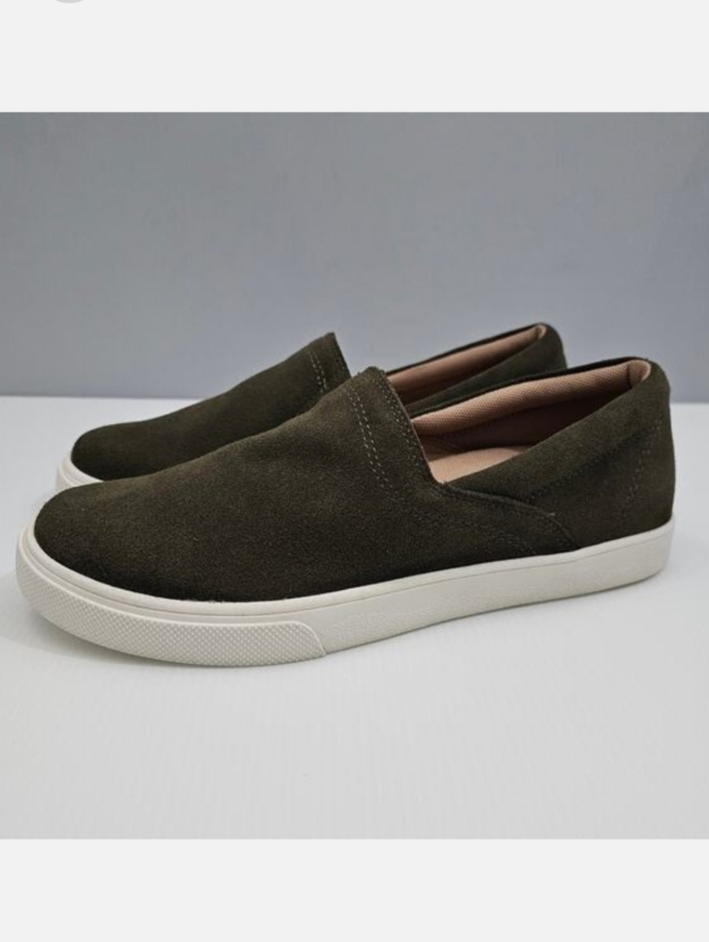 Blondo Giavana Waterproof Slip On Sneaker Womens 9 Olive Green Suede Loafer NEW